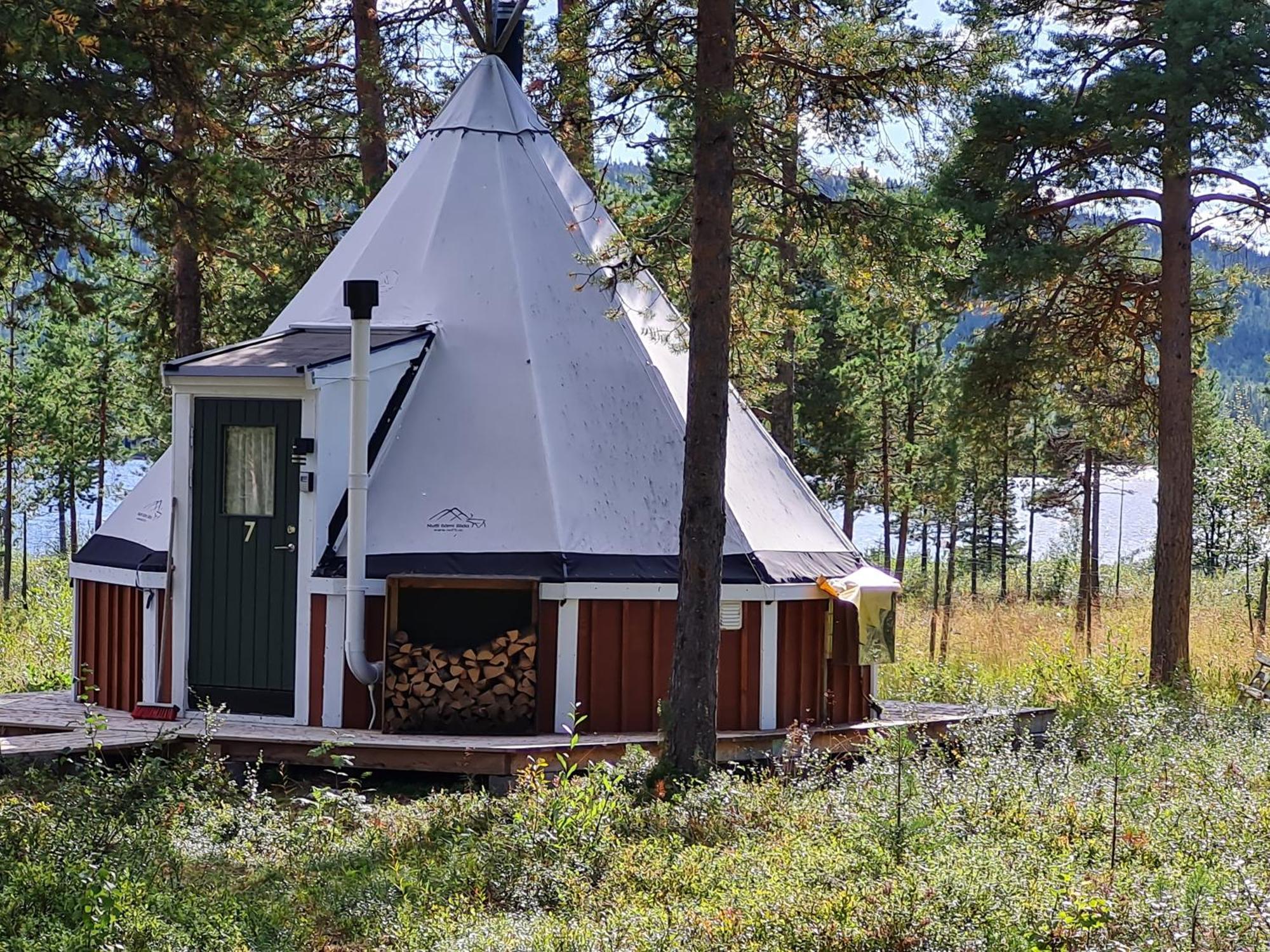Reindeer Lodge Jukkasjarvi